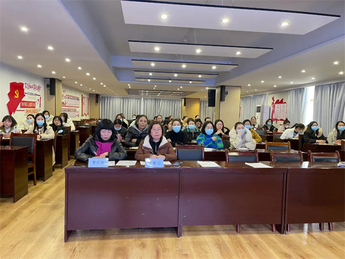 阜康医院2021年度护理工作总结及2022年护理工作计划大会召开