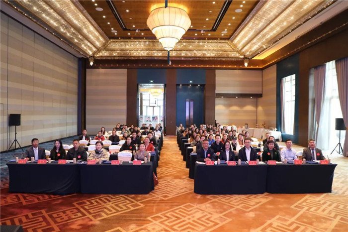 四川大学西藏医科校友联谊会成立仪式暨首届“高原医学事业发展及高原病防治”校友学术论坛会议在拉萨举行