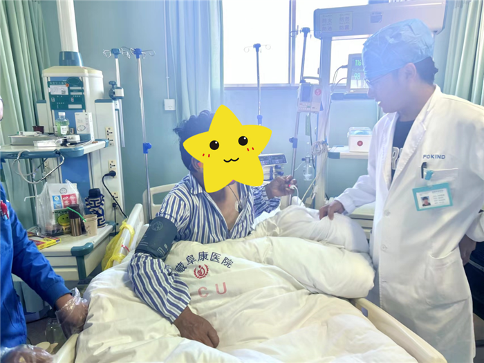 西藏阜康医院多科室快速反应通力合作 创造生命奇迹