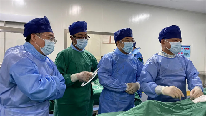 第三届“西藏人人健康”义诊活动助患者战胜先心病