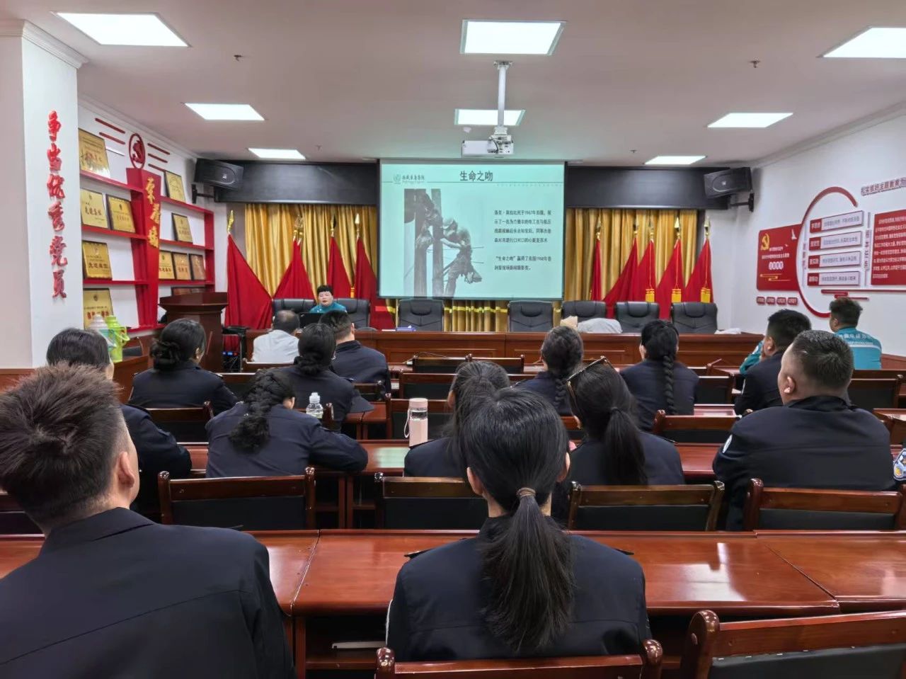 筑牢安全防线，提升实战救护能力——西藏阜康医院赴拉萨市公安局刑警支队开展急救知识培训