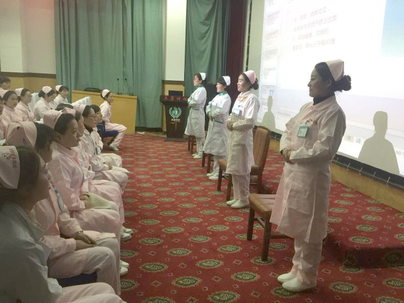 加强导医服务礼仪培训　塑造良好职业形象——西藏阜康医院护理部开展导医礼仪培训