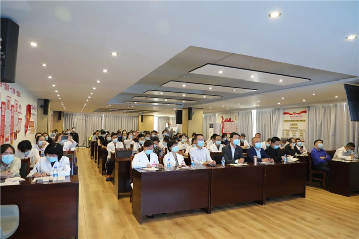 防控新冠疫情，西藏大学附属阜康医院层层签订责任状