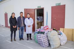 行善，积善，传递善念—我院央宗女士连续两年多为偏远地区贫困家庭捐赠衣物