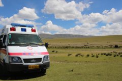 我院为嘉黎申扎县盛大赛马节提供医疗保障