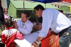 爱心义诊 走进高寒乡村校园