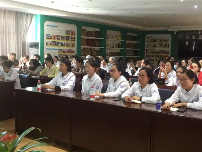 西藏阜康医院、阜康医院心脑血管分院全体护理人员理论及操作培训