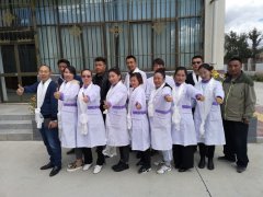 西藏阜康药店联合支部赴林周县五保集中供养服务中心义诊