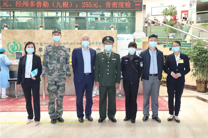 西藏阜康医院健康体检中心为拉萨市城关区应征入伍青年进行集中体检