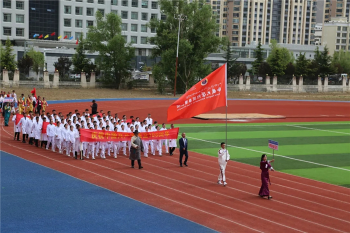 阜康医院受邀首次参加西藏大学田径运动会:队员心情像回家一样