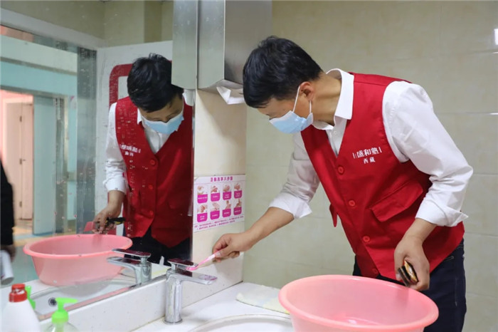 厕所革命——阜康人，在行动！