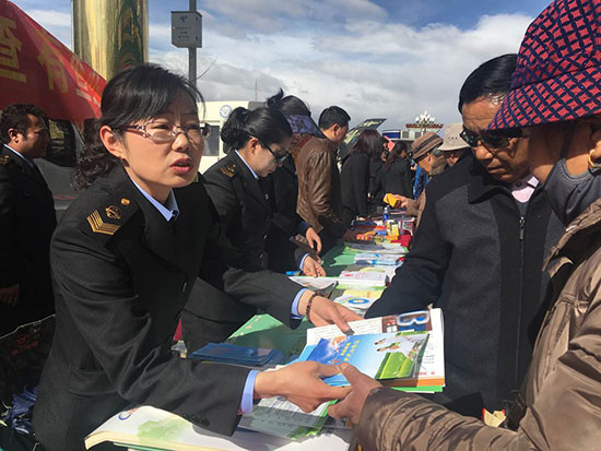 阜康医药发展有限公司积极参加西藏食品药品安全知识宣传